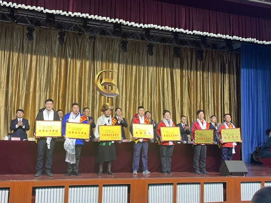 华泰龙1.jpg